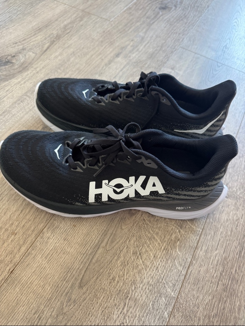 Hoka Mach 5